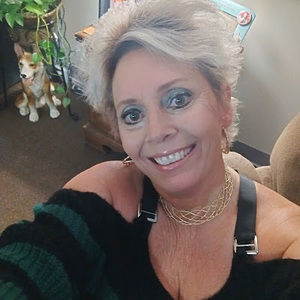 Meet your Posher, Michele